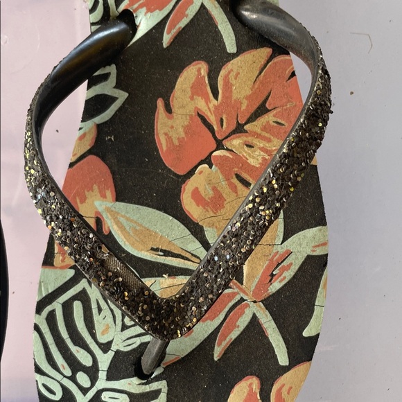 Reef Women's Tropical Sandals - Black and Orange - Picture 4 of 6